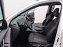 Kia Niro EV DynamicLine 64.8 kWh | 3-fase 11KW laden | Climate Control | Navigatie | LM Velgen | Eerste Eigenaar! |