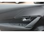 Peugeot e-208 EV GT 350 50 kWh Panoramadak / Camera / Navigatie / 17'' / Keyless / Half leder / Dodehoek / Cruise Control