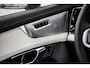 Volvo XC90 2.0 T8 Plug-in hybrid AWD Ultra Dark | Facelift | Black Pack | Selected Level | Heico | Bowers & Wilkins | Gelamineerd Glas | Luchtvering | 22" Velgen |