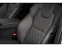 Volvo XC90 2.0 T8 Plug-in hybrid AWD Ultra Dark | Facelift | Black Pack | Selected Level | Heico | Bowers & Wilkins | Gelamineerd Glas | Luchtvering | 22" Velgen |