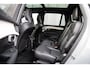 Volvo XC90 2.0 T8 Plug-in hybrid AWD Ultra Dark | Facelift | Black Pack | Selected Level | Heico | Bowers & Wilkins | Gelamineerd Glas | Luchtvering | 22" Velgen |