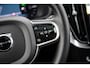 Volvo XC90 2.0 T8 Plug-in hybrid AWD Ultra Dark | Facelift | Black Pack | Selected Level | Heico | Bowers & Wilkins | Gelamineerd Glas | Luchtvering | 22" Velgen |