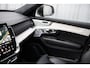 Volvo XC90 2.0 T8 Plug-in hybrid AWD Ultra Dark | Facelift | Black Pack | Selected Level | Heico | Bowers & Wilkins | Gelamineerd Glas | Luchtvering | 22" Velgen |
