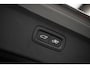 Volvo XC90 2.0 T8 Plug-in hybrid AWD Ultra Dark | Facelift | Black Pack | Selected Level | Heico | Bowers & Wilkins | Gelamineerd Glas | Luchtvering | 22" Velgen |