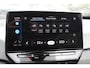 Volkswagen ID.3 First Max 58 kWh / Full option! / Trekhaak / Panoramadak / Camera / Head-up / Keyless / 20'' / ACC / Dodehoek / Elektr. stoelen / Massage / Navigatie / Stuurverwarming