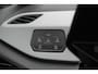 Volkswagen ID.3 First Max 58 kWh / Full option! / Trekhaak / Panoramadak / Camera / Head-up / Keyless / 20'' / ACC / Dodehoek / Elektr. stoelen / Massage / Navigatie / Stuurverwarming