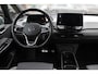 Volkswagen ID.3 First Max 58 kWh / Full option! / Trekhaak / Panoramadak / Camera / Head-up / Keyless / 20'' / ACC / Dodehoek / Elektr. stoelen / Massage / Navigatie / Stuurverwarming