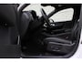 Volvo EX40 Single Motor Extended Range Plus 82 kWh | Trekhaak | Volvo Car UX | Verwarmbare voorstoelen | Premium Audio by Harman Kardon | Verwarmbaar stuurwiel | 20 Inch | Warmtepomp | One Pedal Drive | Camera achter | Driver Awareness | Driver Assist | Google Maps | Google Assistant | Preconditioning | Apple Carplay | Elektrische achterklep | Draadloze telefoonoplader | Blis | Adaptieve cruise control met Pilot Assist