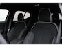 Volvo EX40 Single Motor Extended Range Plus 82 kWh | Trekhaak | Volvo Car UX | Verwarmbare voorstoelen | Premium Audio by Harman Kardon | Verwarmbaar stuurwiel | 20 Inch | Warmtepomp | One Pedal Drive | Camera achter | Driver Awareness | Driver Assist | Google Maps | Google Assistant | Preconditioning | Apple Carplay | Elektrische achterklep | Draadloze telefoonoplader | Blis | Adaptieve cruise control met Pilot Assist