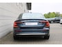 Volvo S60 T6 Recharge Automaat AWD Ultimate Bright | Nappa Leder met ventilatie Charcoal/Amber | Trekhaak | AWD | Premium Sound by Bowers & Wilkins | Headup Display | Verwarmbare voorstoelen | Driver Awareness | Driver Assistance | Panoramadak | Stoelventilatie | Stoelmassage | Verwarmbaar stuurwiel | Adaptieve cruise control met Pilot Assist | Blis | Google Maps | Google Assistant | Apple Carplay | Keyless | Verwarmbare achterbank | Visual Park Assist | 19 Inch| Trekhaak | Alarmklasse 3