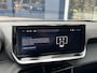 Peugeot 2008 1.2 Hybrid 145 PK Allure Automaat | 2025 Auto | Hybride Elektrisch rijden met Automaat | Parkeercamera 360 graden | Stoelverwarming | LED Verlichting | Navigatie via Telefoon | 17" Lichtmetalen Velgen | Cruise & Climate Control | Dode Hoek Bewaking |