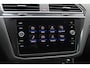 Volkswagen Tiguan 1.5 TSI ACT Highline Business 3x R-Line / CarPlay / Keyless / Dodehoek / 19'' / Navigatie / Stoelverwarming / DAB / ACC