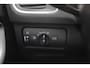 Volvo V40 1.5 T2 Inscription R-Design / Trekhaak / Panoramadak / Camera / Leder / Keyless / 17'' / Navigatie / Stoelverwarming / Cruise Control