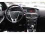 Volvo V40 1.5 T2 Inscription R-Design / Trekhaak / Panoramadak / Camera / Leder / Keyless / 17'' / Navigatie / Stoelverwarming / Cruise Control