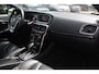 Volvo V40 1.5 T2 Inscription R-Design / Trekhaak / Panoramadak / Camera / Leder / Keyless / 17'' / Navigatie / Stoelverwarming / Cruise Control
