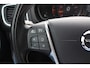Volvo V40 1.5 T2 Inscription R-Design / Trekhaak / Panoramadak / Camera / Leder / Keyless / 17'' / Navigatie / Stoelverwarming / Cruise Control