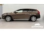 Volvo V60 Cross Country 2.4 D4 AWD 5-cilinder Momentum 2015 1900kg trekgewicht!