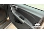 Volvo V60 Cross Country 2.4 D4 AWD 5-cilinder Momentum 2015 1900kg trekgewicht!