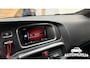 Volvo V40 2.0 T2 R-Design 122pk TREKHAAK LED PDC 17"