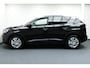 Peugeot 3008 1.2 130Pk Active. Navi, Clima, Cruise, StoelVerw, 17"LMV, Haak 1400kg
