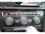 Volkswagen Golf 2.0 TSI GTI Performance liefhebbersauto dsg carplay panodak stoelverwarming bodykit parelmoer