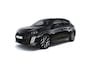 Peugeot 208 GT | Adaptieve cruise control met Stop&Go functie | Armsteunen op de voorportieren bekleed met kunstleder met groen sierstiksel (GT-Line) | Climate Control