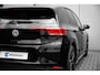 Volkswagen ID.3 Limited Edition | 'App-Connect' draadloze smartphone integratie | Afstandscontrolesysteem (Front Assist), met voetgangers- en fietsersherkenning | Automatische afstandsregeling (Adaptive Cruise Control)