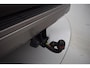 Toyota Land Cruiser 7 pers. 2.8 D-4D Executive | Panoramadak | Trekhaak | Treeplanken | Stoel-/achterbankverwarming | Stoelventilatie | Leder | Dodehoek detectie | JBL