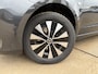 Mercedes-Benz Vito 119 1.9 CDI 4x4 Automaat 4Matic L3H1 XXL LED Intelligent Light System 17 inch Lichtmetalen Velgen Trekhaak Camera Parkeersensoren voor achter