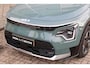 Kia Niro EV Executive 64.8 kWh l Open dak | Leder | Head Up | Harman Kardon | El. verst. stoelen+memory | Stoelverw./vent. | El. Klep | PDC V+A | LMV 17 inch