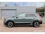 Kia Niro EV Executive 64.8 kWh l Open dak | Leder | Head Up | Harman Kardon | El. verst. stoelen+memory | Stoelverw./vent. | El. Klep | PDC V+A | LMV 17 inch