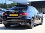 Mercedes-Benz A-klasse 180 AMG Line I Panoramadak I Leder I Widescreen
