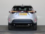 Toyota Yaris Cross 1.5 Hybrid 130 Dynamic | Bi-Tone | Achteruitrijcamera | Stuur, Voorruit en stoelverwarming | Apple Carplay & Android Auto |