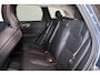 Volvo XC60 T8 Recharge AWD Inscription - Panorama/schuifdak - IntelliSafe Assist - Harman/Kardon audio - Adaptieve LED koplampen - Parkeercamera achter - Verwarmde voorstoelen & stuur - Parkeersensoren voor & achter - Elektr. bedienb. voorstoelen met geheugen - Draadloze tel. lader - Standkachel - Extra getint glas - Elektr. inklapbare trekhaak - 19' LMV