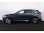 Volvo XC60 T8 Recharge AWD Inscription - Panorama/schuifdak - IntelliSafe Assist - Harman/Kardon audio - Adaptieve LED koplampen - Parkeercamera achter - Verwarmde voorstoelen & stuur - Parkeersensoren voor & achter - Elektr. bedienb. voorstoelen met geheugen - Draadloze tel. lader - Standkachel - Extra getint glas - Elektr. inklapbare trekhaak - 19' LMV