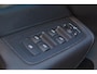 Volvo XC60 T8 Recharge AWD Inscription - Panorama/schuifdak - IntelliSafe Assist - Harman/Kardon audio - Adaptieve LED koplampen - Parkeercamera achter - Verwarmde voorstoelen & stuur - Parkeersensoren voor & achter - Elektr. bedienb. voorstoelen met geheugen - Draadloze tel. lader - Standkachel - Extra getint glas - Elektr. inklapbare trekhaak - 19' LMV