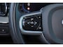 Volvo XC60 T8 Recharge AWD Inscription - Panorama/schuifdak - IntelliSafe Assist - Harman/Kardon audio - Adaptieve LED koplampen - Parkeercamera achter - Verwarmde voorstoelen & stuur - Parkeersensoren voor & achter - Elektr. bedienb. voorstoelen met geheugen - Draadloze tel. lader - Standkachel - Extra getint glas - Elektr. inklapbare trekhaak - 19' LMV