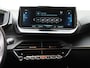 Peugeot e-208 EV Allure Pack 50 kWh 136PK | AppleCarplay/Android Auto | Parkeersensoren | FULL LED | Stoelverwarming | Lederen Stuurwiel | Climate Control | Adaptive Cruise Control | 16" LMV | Isofix | Privacy Glass |