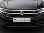 Volkswagen T-Roc 1.5TSI/150PK R-Line Blackstyle DSG · Navigatie · Apple/Android Car Play · Massagefunctie · Garantie tot Januari 2029 of 100000km.