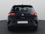 Volkswagen T-Roc 1.5TSI/150PK R-Line Blackstyle DSG · Navigatie · Apple/Android Car Play · Massagefunctie · Garantie tot Januari 2029 of 100000km.
