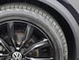 Volkswagen T-Roc 1.5TSI/150PK R-Line Blackstyle DSG · Navigatie · Apple/Android Car Play · Massagefunctie · Garantie tot Januari 2029 of 100000km.