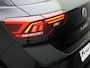 Volkswagen T-Roc 1.5TSI/150PK R-Line Blackstyle DSG · Navigatie · Apple/Android Car Play · Massagefunctie · Garantie tot Januari 2029 of 100000km.