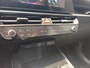 Kia Niro EV Light Edition 64.8 kWh | Navi | Bluetooth | Climate & (adaptieve) cruise control | Apple Carplay & Andorid auto | Fabrieksgarantie t/m 25-02-2031 + 3x 1 jaar* | NAP