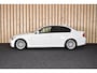 BMW 3-Serie 318i Business Line 169dkm M-sportpakket Bi-xenon PDC Leer Navi Clima Cruise Youngtimer Dealerauto 17" Nwe APK