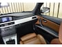 BMW 3-Serie 318i Business Line 169dkm M-sportpakket Bi-xenon PDC Leer Navi Clima Cruise Youngtimer Dealerauto 17" Nwe APK