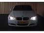 BMW 3-Serie 318i Business Line 169dkm M-sportpakket Bi-xenon PDC Leer Navi Clima Cruise Youngtimer Dealerauto 17" Nwe APK
