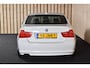 BMW 3-Serie 318i Business Line 169dkm M-sportpakket Bi-xenon PDC Leer Navi Clima Cruise Youngtimer Dealerauto 17" Nwe APK