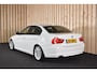 BMW 3-Serie 318i Business Line 169dkm M-sportpakket Bi-xenon PDC Leer Navi Clima Cruise Youngtimer Dealerauto 17" Nwe APK