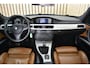 BMW 3-Serie 318i Business Line 169dkm M-sportpakket Bi-xenon PDC Leer Navi Clima Cruise Youngtimer Dealerauto 17" Nwe APK