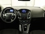 Ford Focus 1.6 EcoBoost Titanium | Stoelverwarming | Trekhaak | Xenon | Climate control | Park Assist | Bluetooth | Getint glas